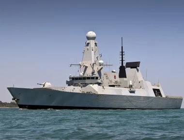 Και δεύτερο αντιτορπιλικό στέλνει η Βρετανία στον Κόλπο